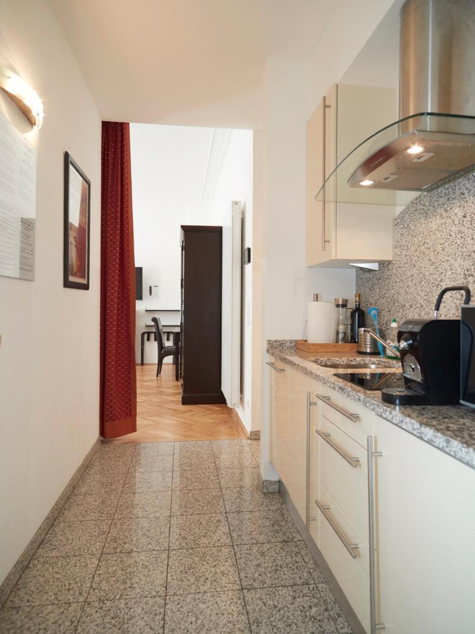 La Scala Apartments Wina Bagian luar foto