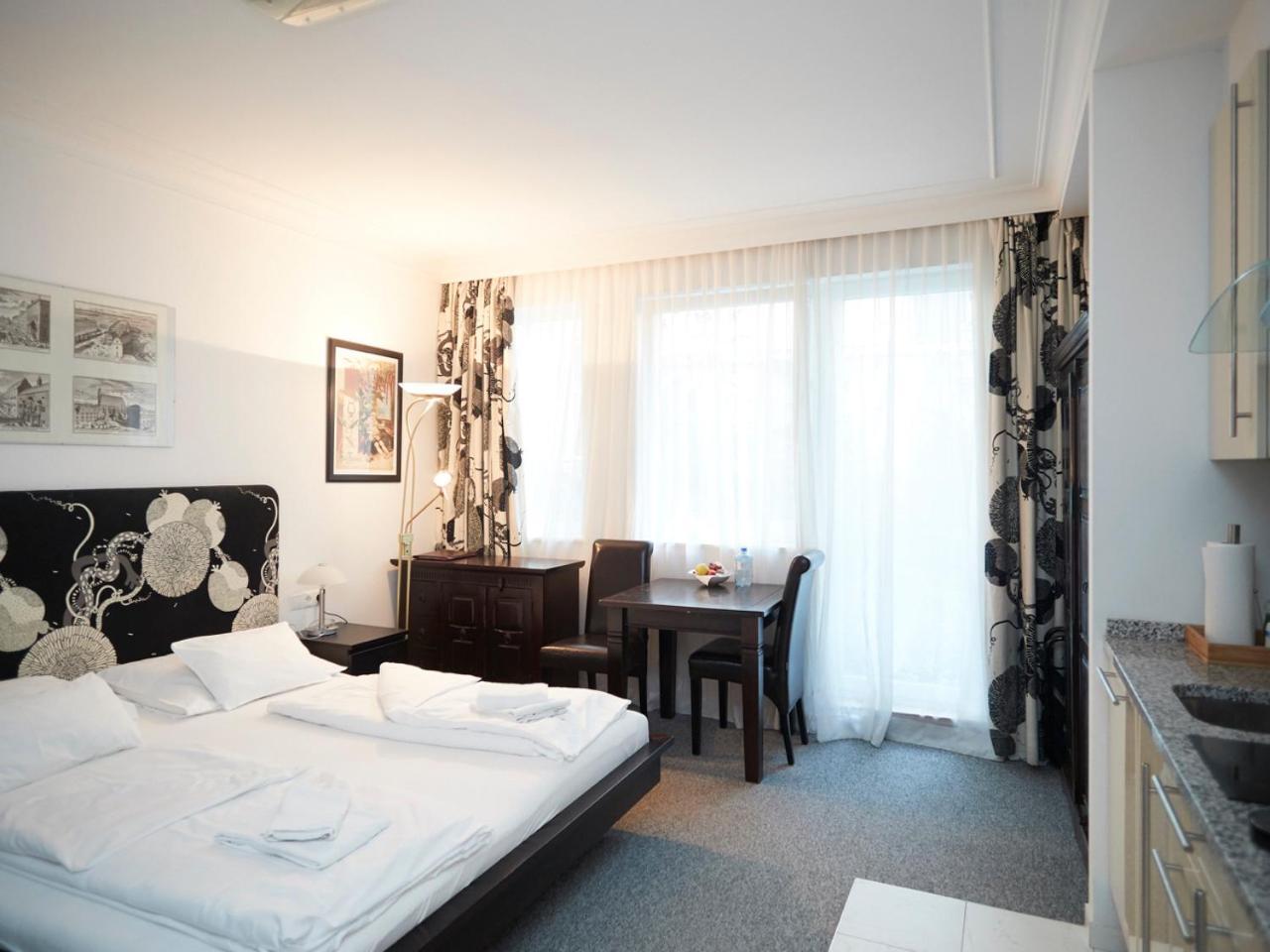 La Scala Apartments Wina Bagian luar foto